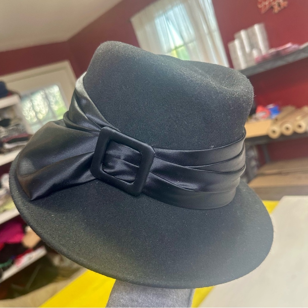 Betmar New York Black Wool Felt Fedora Hat Satin Band Buckle Unisex L - Picture 2 of 11